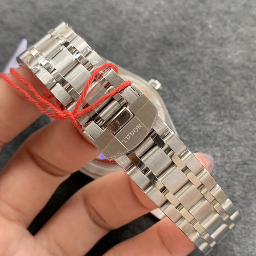 JJ317204848266_content_5.jpg