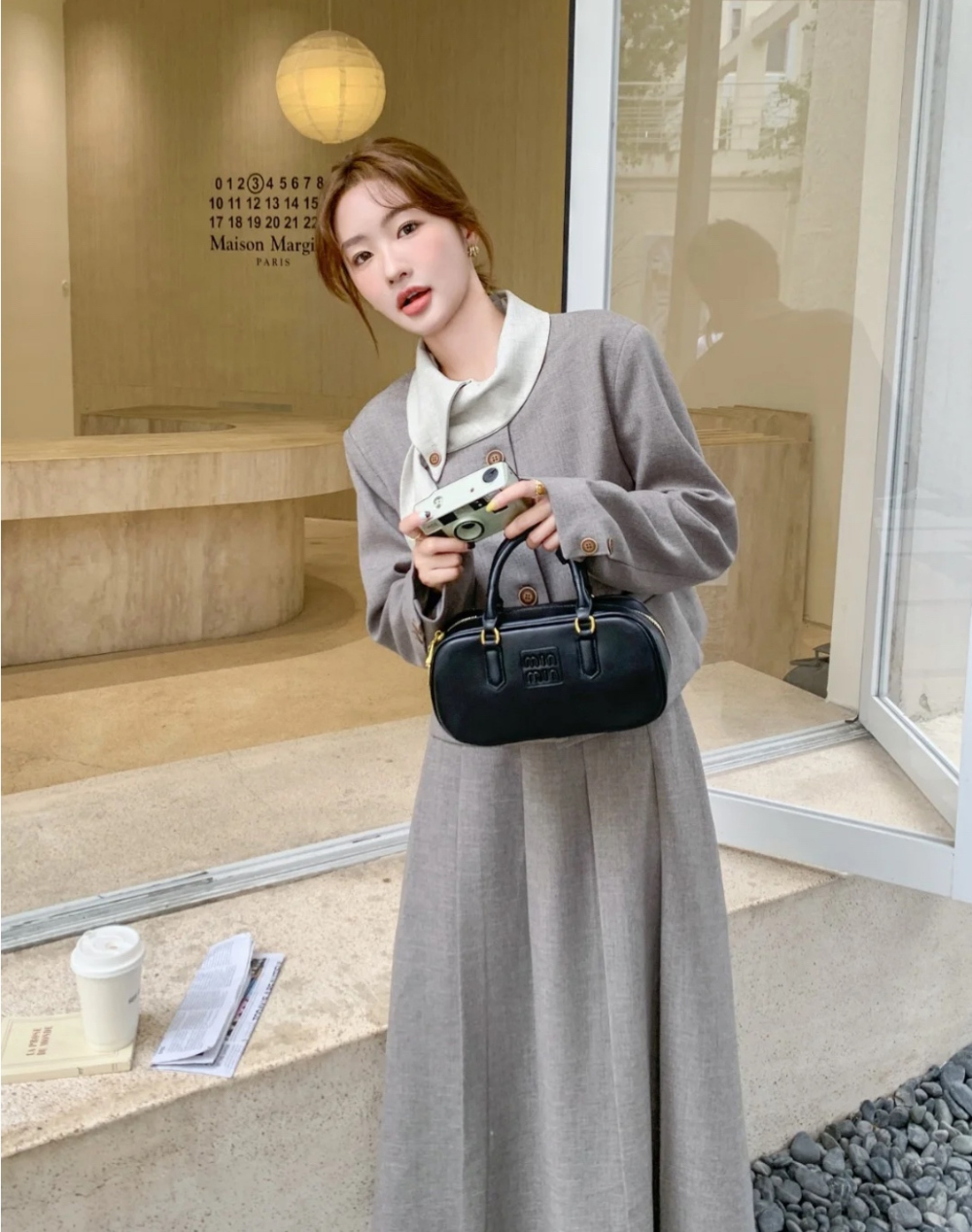 가방 모델 착용 이미지-S344L11
