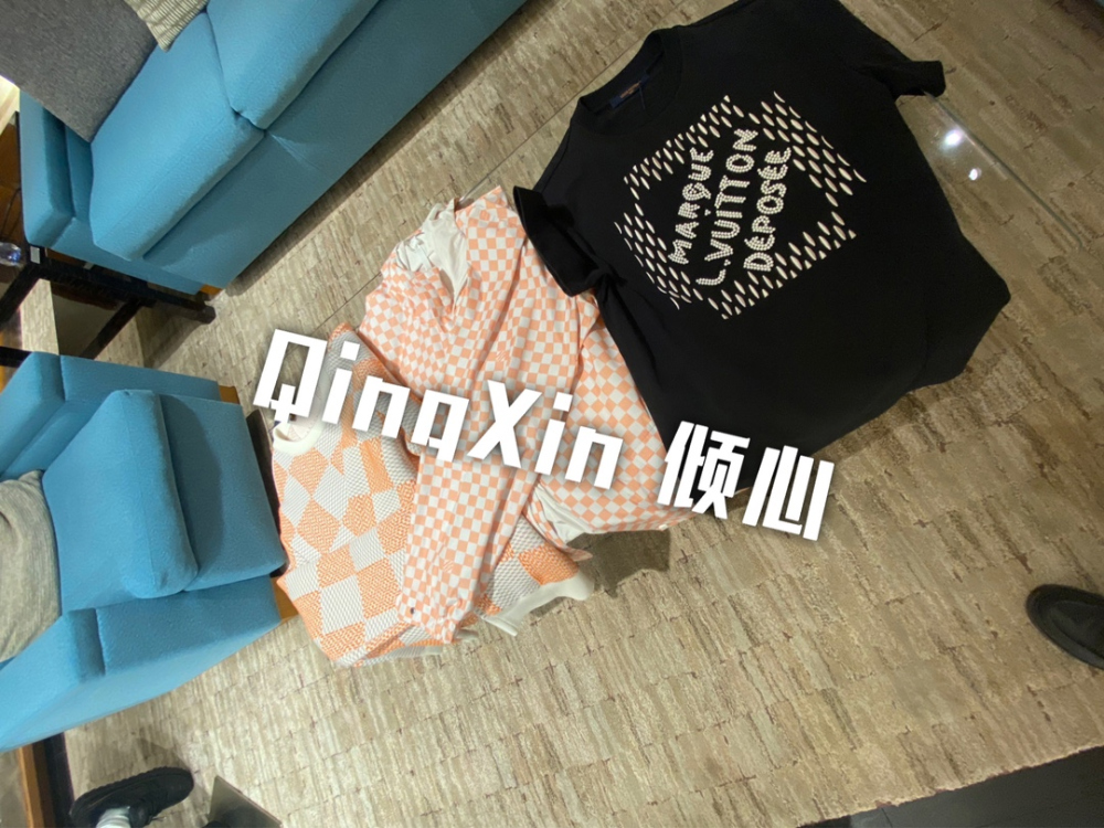 반팔 티셔츠 상품 이미지-S125L19