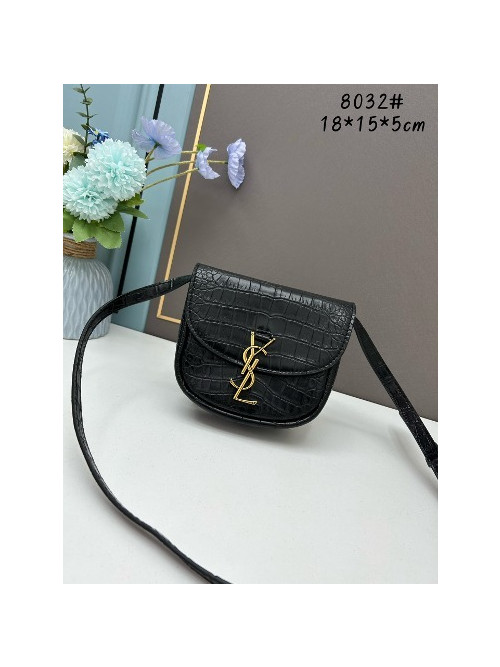 입생로랑 크로크다일 카이아백 18cm [블랙]