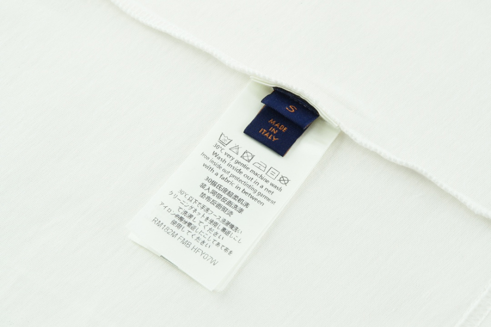 반팔 티셔츠 화이트 색상 이미지-S495L17