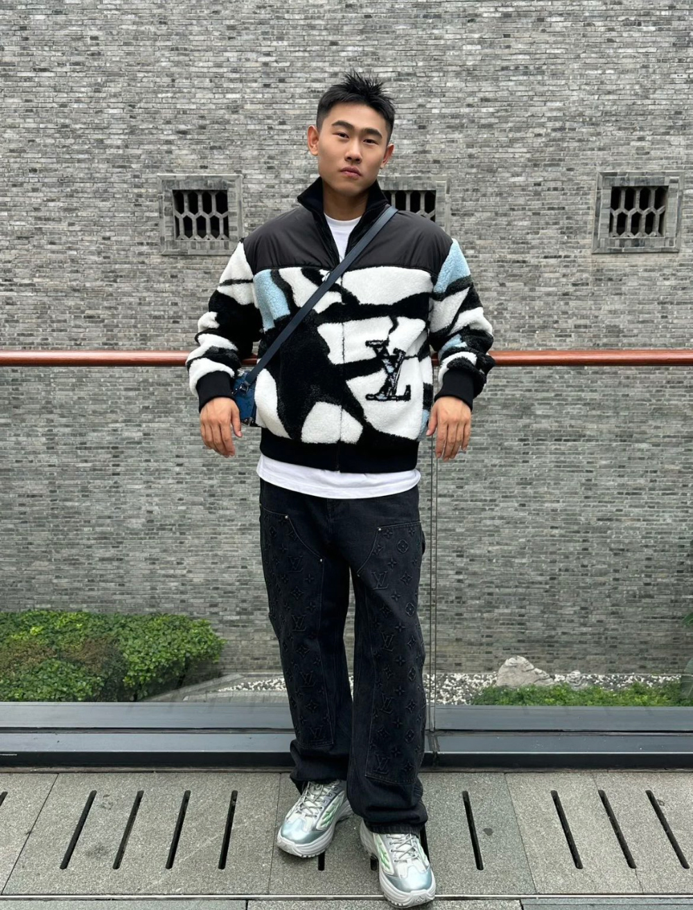 재킷 모델 착용 이미지-S322L8