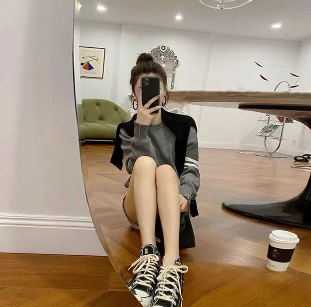 긴팔 티셔츠 모델 착용 이미지-S174L6