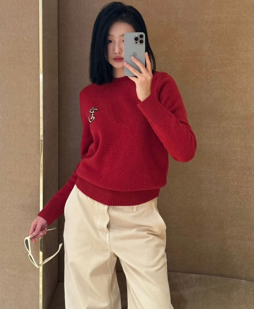 긴팔 티셔츠 모델 착용 이미지-S324L9