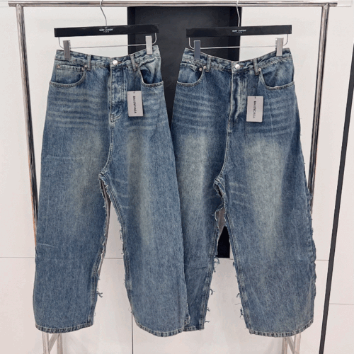 발렌시아가 2023SS 패널 데님 팬츠