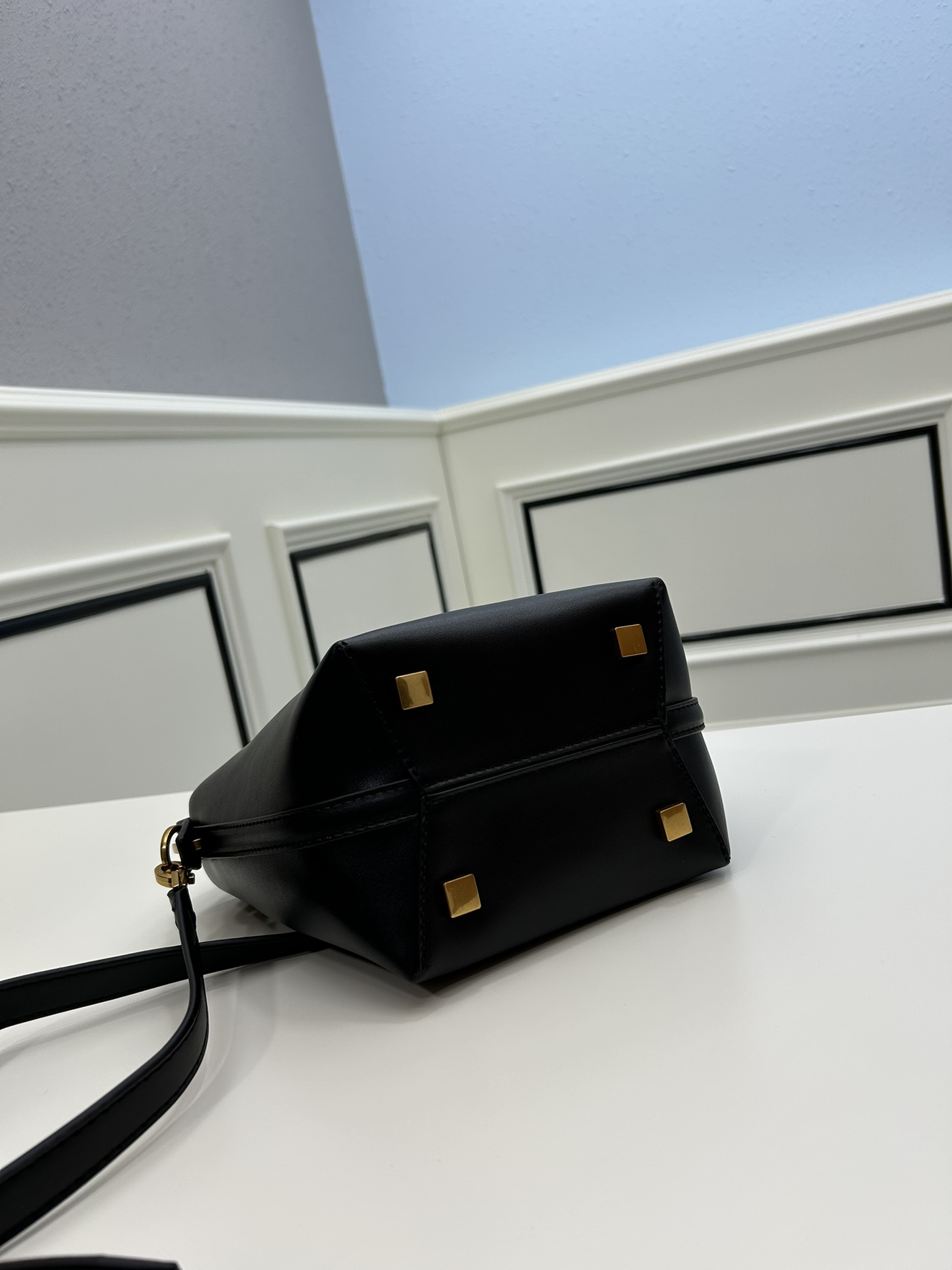 JJ439215833778_content_4.jpg
