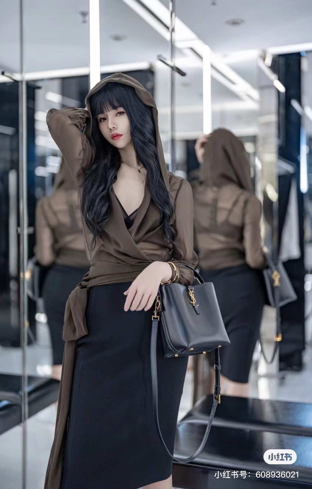 드레스 모델 착용 이미지-S47L25
