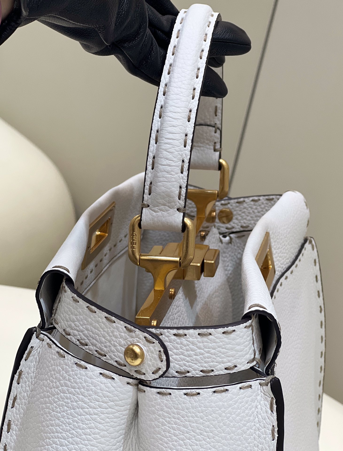 JJ521883645133_content_7.jpg