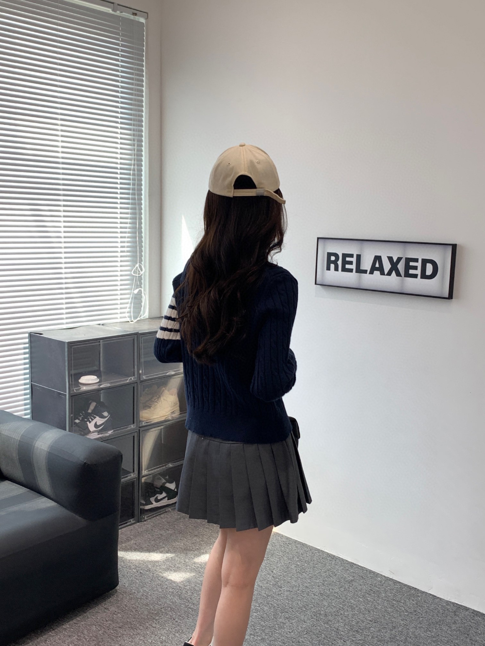 긴팔 티셔츠 모델 착용 이미지-S46L8