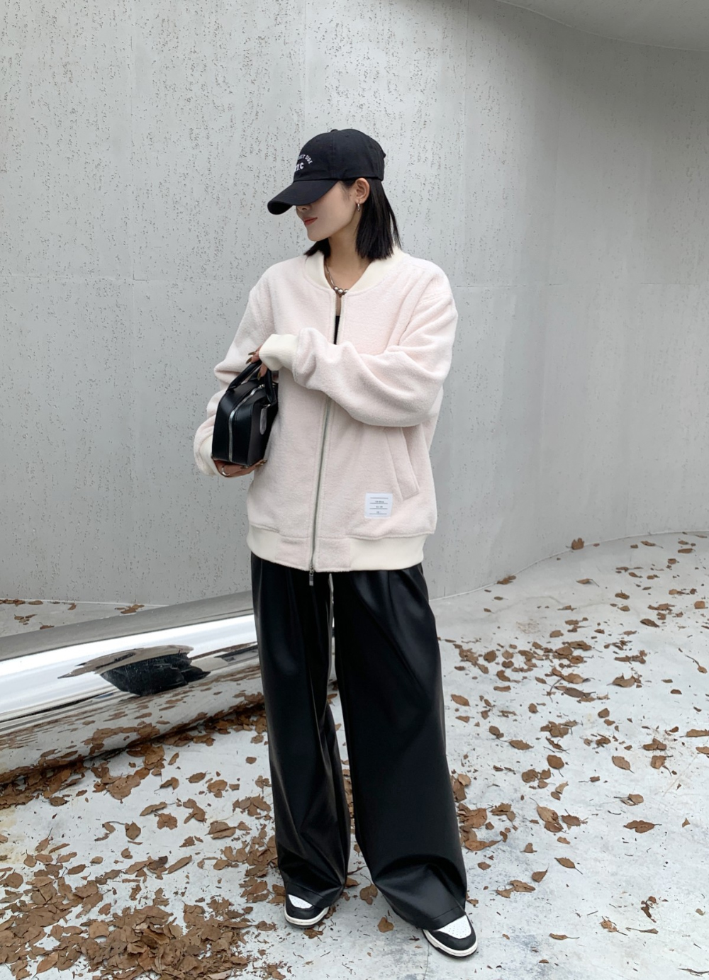 재킷 모델 착용 이미지-S64L5