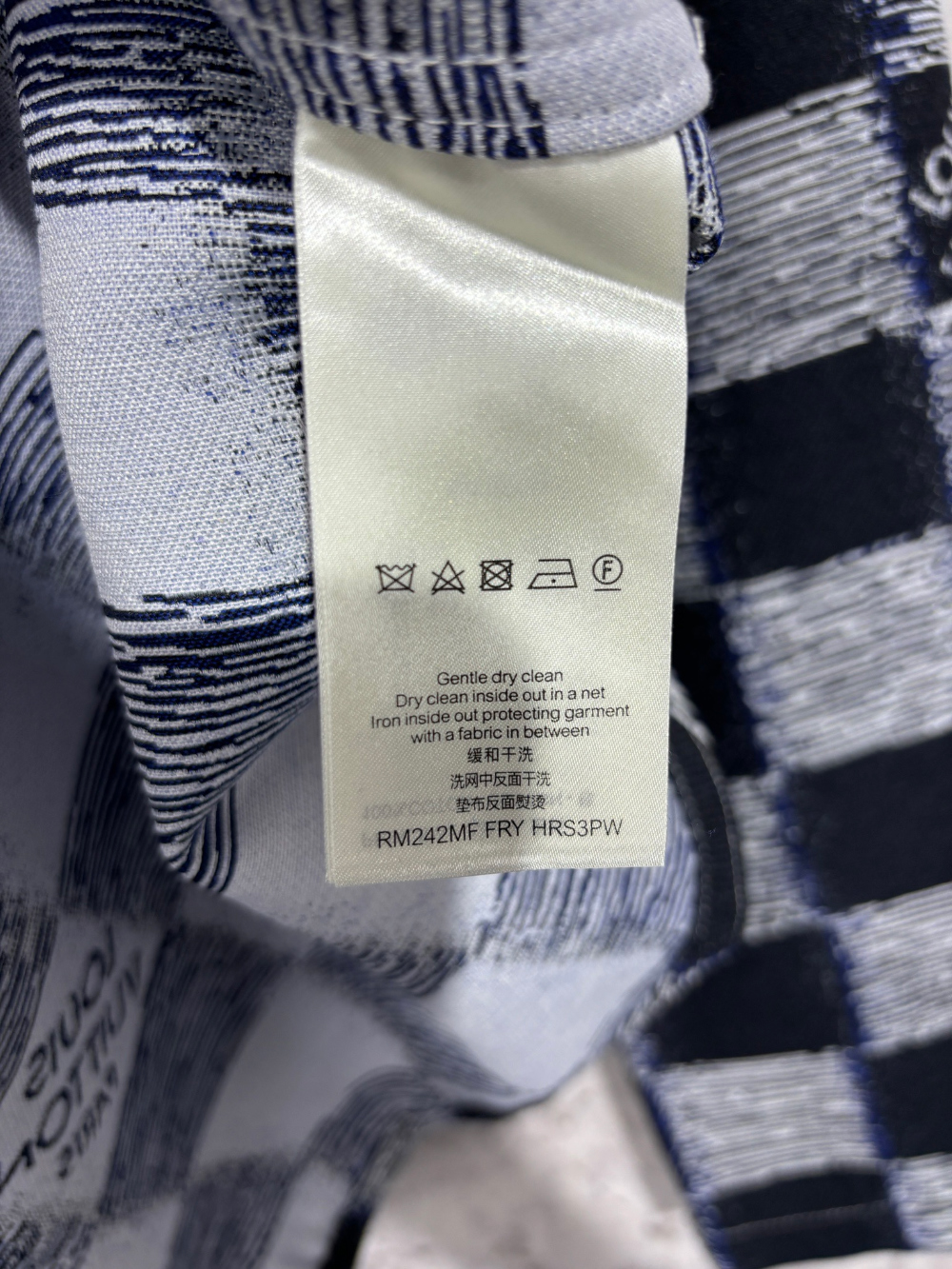 긴팔 티셔츠 상품상세 이미지-S149L31