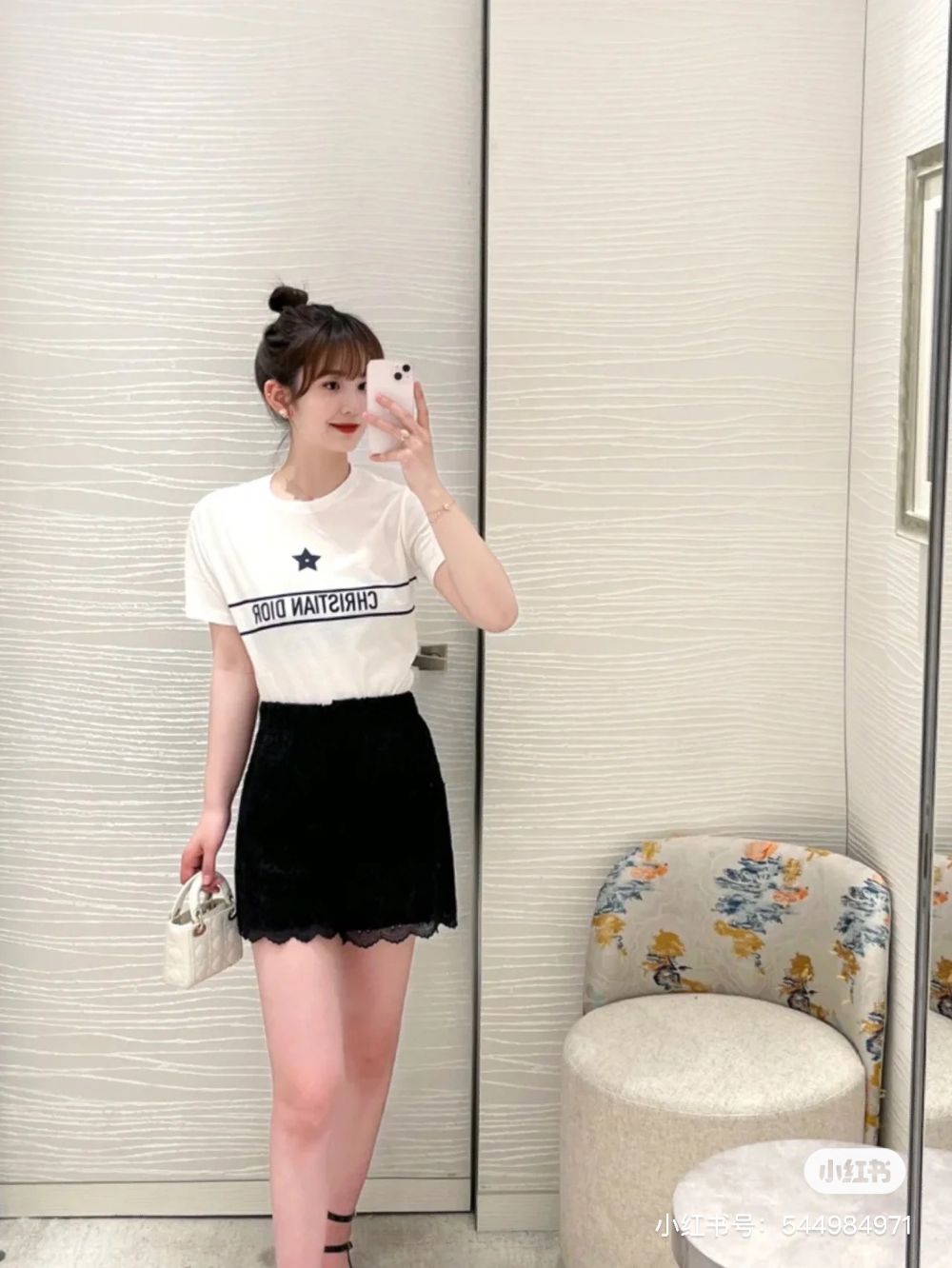 민소매 모델 착용 이미지-S1118L8