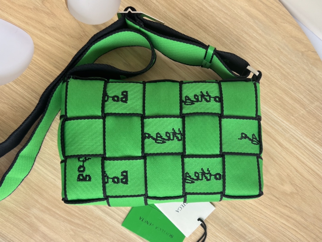 JJ876558851354_content_6.jpg