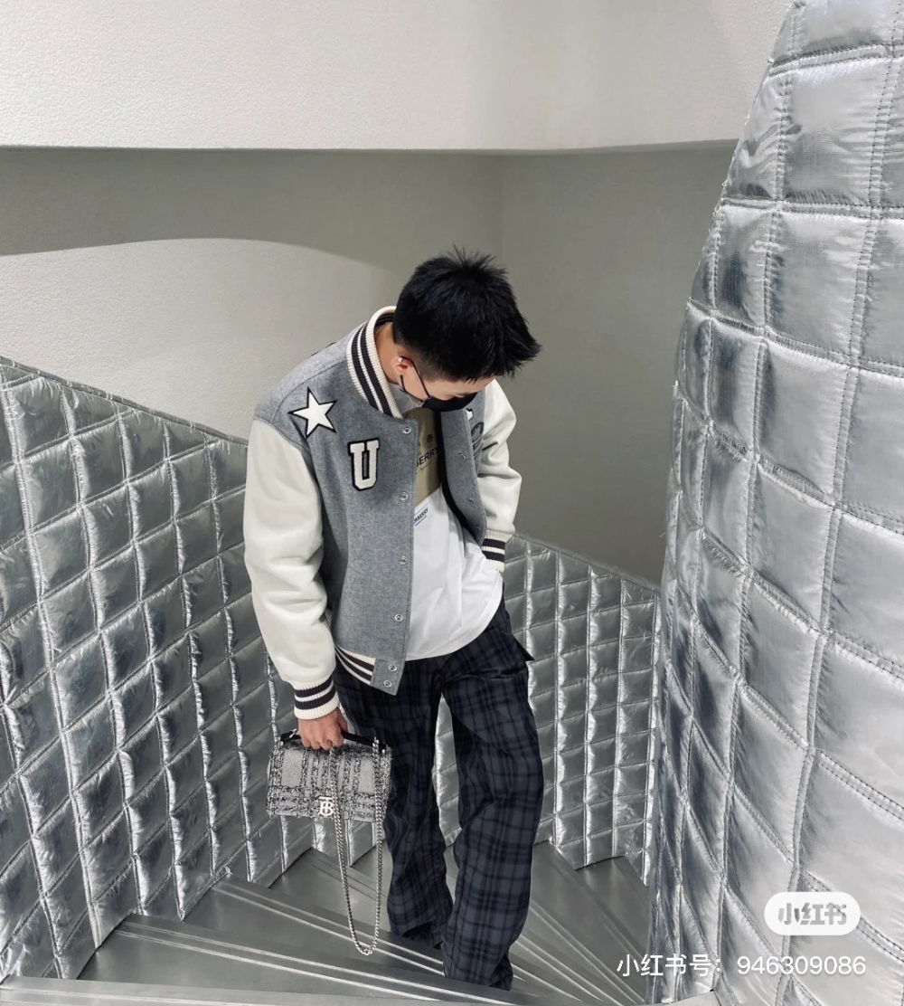 재킷 모델 착용 이미지-S49L17