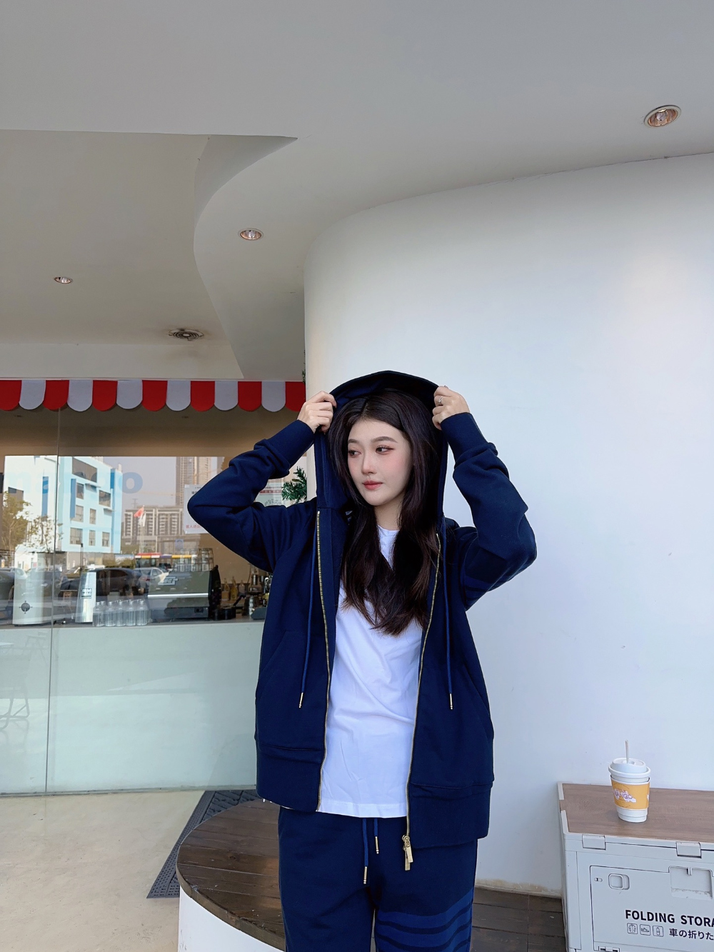 드레스 모델 착용 이미지-S912L11