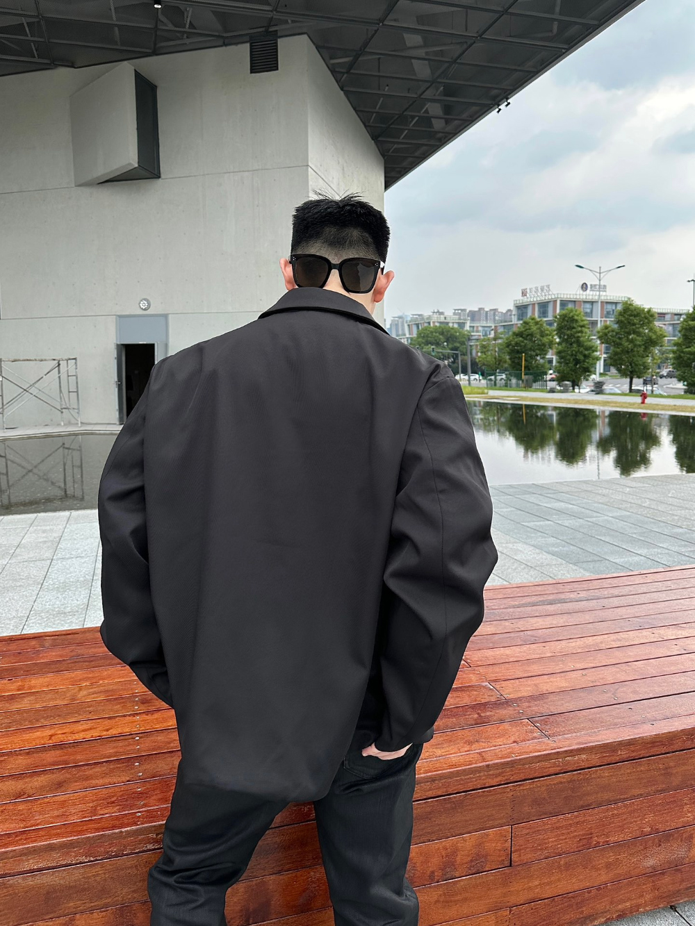 재킷 모델 착용 이미지-S143L4